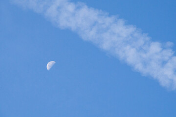 chemtrails and moon, in the sky, contrail, exhaust fumes, conspiracy theory,