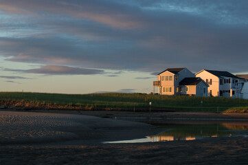 Fototapeta premium Sunrise over a Maine beach