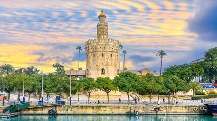 Obraz premium Torre del Oro, a medieval landmark in Seville, Spain
