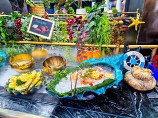 Des fruits de mer dans un restaurant à volonté 