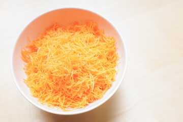 千切りのニンジン