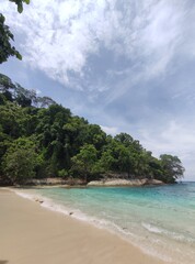 Obraz premium tropical beach in Indonesia 