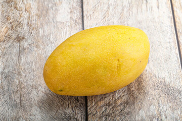 Sweet ripe juicy tropical mango fruit