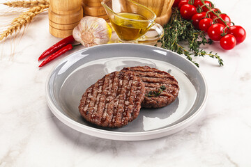 Grilled beef cutlet for burger