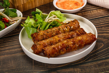 Fried Vietnamese spring roll with special sauce