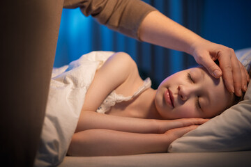 mom is waking up her daughter