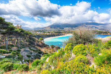 Naklejka premium Superb seascape of Guidaloca Beach near Castellammare del Golfo.