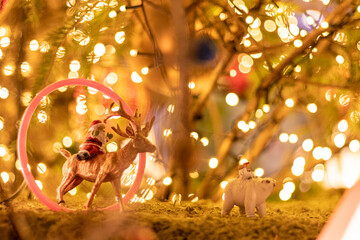 とクリスマスツリーとサンタクロース