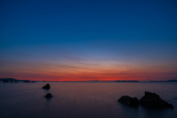 兵庫県赤穂岬　波静かな瀬戸内の黎明