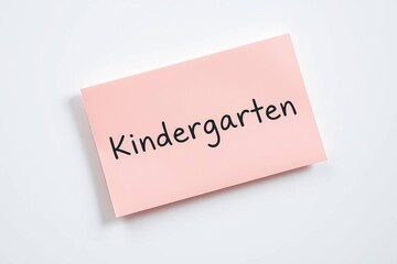 Text kindergarten on pink note