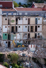 Urbanes Strassenbild von oben in Lissabon Portugal