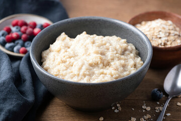 Oatmeal porridge, steel cut oatmeal