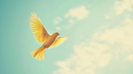 Obraz premium Golden bird soaring in pastel sky, clouds softly in background