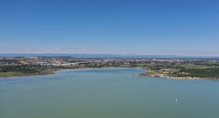 survol de la nautique près de Narbonne dans les corbières maritime de l'aude