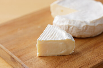 カマンベールチーズ　Camembert cheese