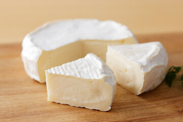 カマンベールチーズ　Camembert cheese