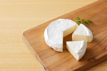 カマンベールチーズ　Camembert cheese