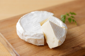 カマンベールチーズ　Camembert cheese
