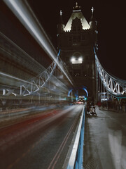 Obraz premium tower bridge at night
