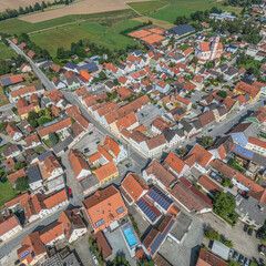 Ausblick auf das Tal der kleinen Laber rund um Geiselhöring bei Straubing in Niederbayern