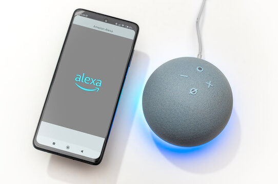 Imagens de Alexa Amazon – Explore Fotografias do Stock, Vetores e Vídeos de 1,553 | Adobe Stock