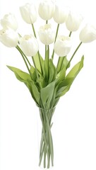 白いチューリップの花束が透明な花瓶に生けられている様子