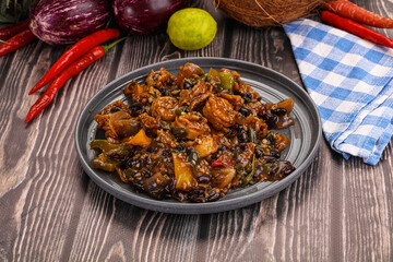 Squid with vegetables in oyser sauce