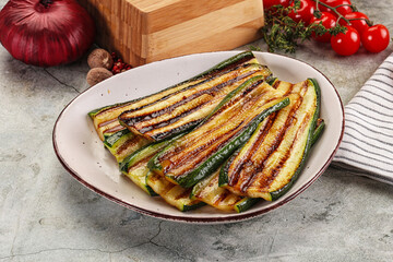 Grilled zucchini with olive oil