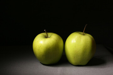 Two apples close-up