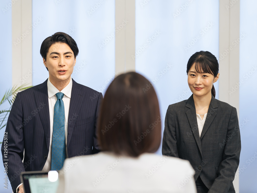 Poster 面接、採用、求人、面接官、企業、スーツ、リクルート、転職、中途、男性、女性、ビジネス、ビジネスパーソン、ビジネスマン、ビジネスウーマン、キャリアアップ、会社、人材、仕事、オフィス、面談、インタビュー、