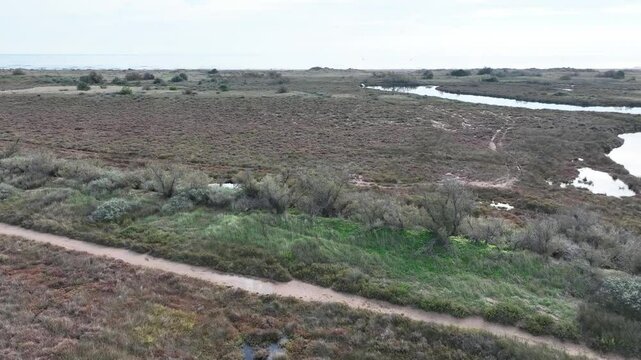 Vendres pr&egrave;s de Vias et de Valras, plages et port de l'H&eacute;rault en Occitanie, France