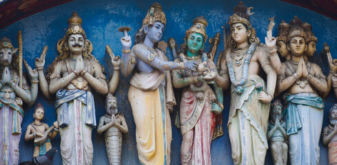 Fototapeta premium closeup shot of sundareswarar temple , Shiva and Meenakshi Madurai wedding