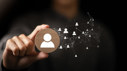 Connecting people on the Internet ,customer data in social media networks ,social networks ,online business communication ,human resource management ,network business ,mutual support and assistance