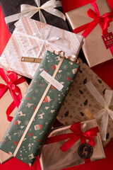 山積みのクリスマスプレゼント