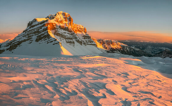 Sunrise over Grost&egrave; Pass (about 1h30 from Graffer), Brenta Dolomites, Madonna di Campiglio, Trentino, Italy