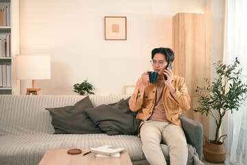 Fototapeta premium Relaxed Conversations, Staying Connected from Home