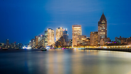 Obraz premium Shanghai Cityscape from River