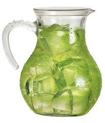jarra de vidro chá verde gelado isolado em fundo transparente
