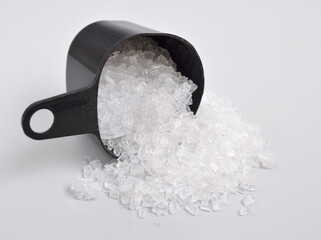 Sodium thiosulfate or sodium thiosulphate