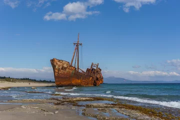 Selbstklebende Fototapeten Abandoned stranded dimitrios shipwreck at the beach of Valtaki, Peloponnese, Greece © Sebastian