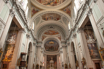 Fototapeta premium Central nave of the eighteenth-century style church of the parish of Pisogne