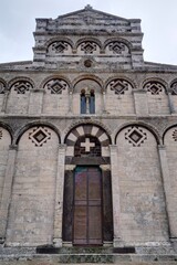 Basilique de la Santissima Trinità di Saccargia et églises en Sardaigne, italie