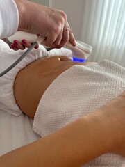 Radiofrequência Corpora procedimento estético para barriga 