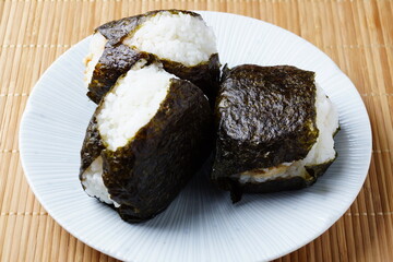海苔おにぎり