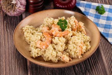 Gourmet risotto with prawn and cheese