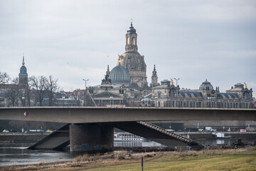 Carolabrücke Dresden Brücke Einsturz 2025