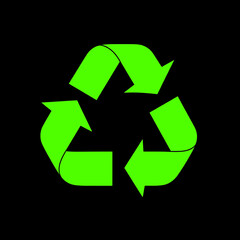 Obraz premium Green universal recycling symbol, isolated on black background 