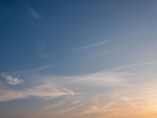 Fototapeta premium 冬の夕暮れの空と雲33