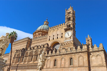 Fototapeta premium Palermo cathedral, Palermo, Sicily, Italy