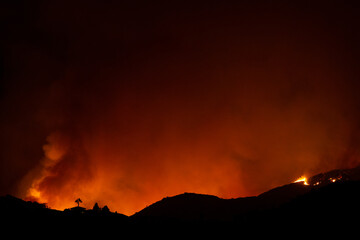 A brilliant sunset over rock formations in Mono Lake, California.